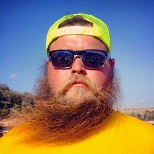 Meet your Posher, Levi